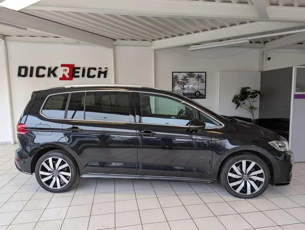 Volkswagen Touran 2.0 DSG R-Line High. Pano 7-Si IQ.Dri AHK 07/2025-photo-7