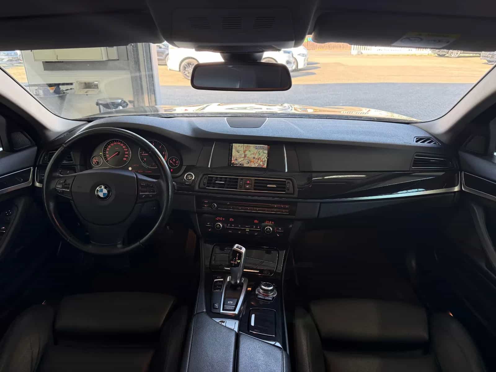 BMW 5 Series 12/2015-photo-21