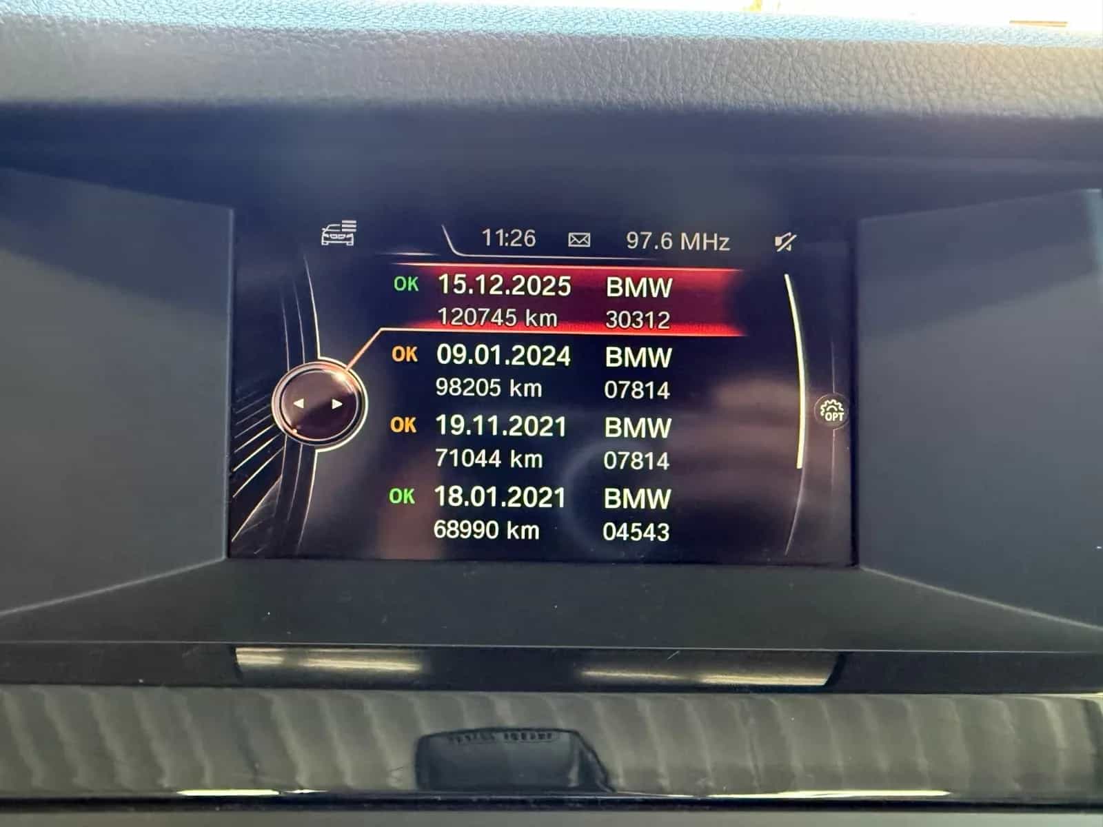 BMW 5 Series 12/2015-photo-34