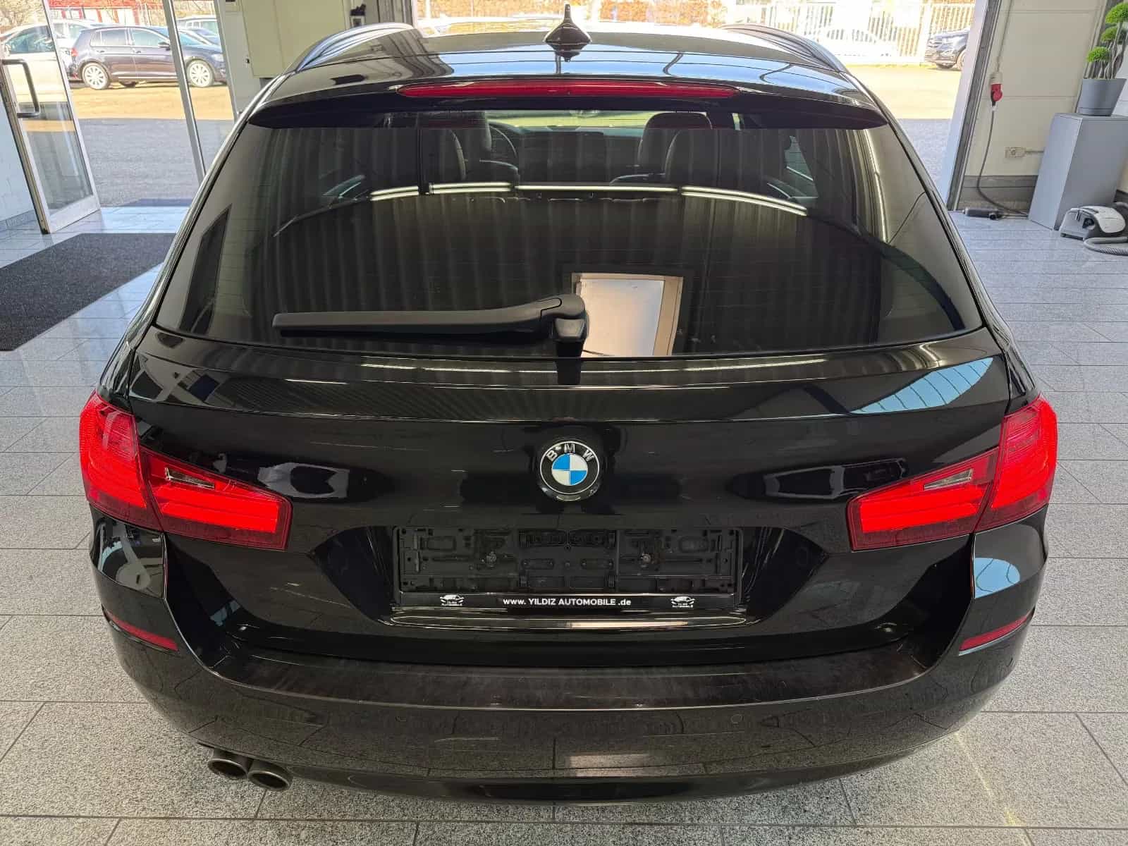 BMW 5 Series 12/2015-photo-7
