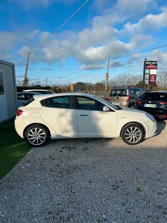 Alfa Romeo Giulietta 1.6 JTDm-2 105 CV Exclusive 02/2015-photo-3