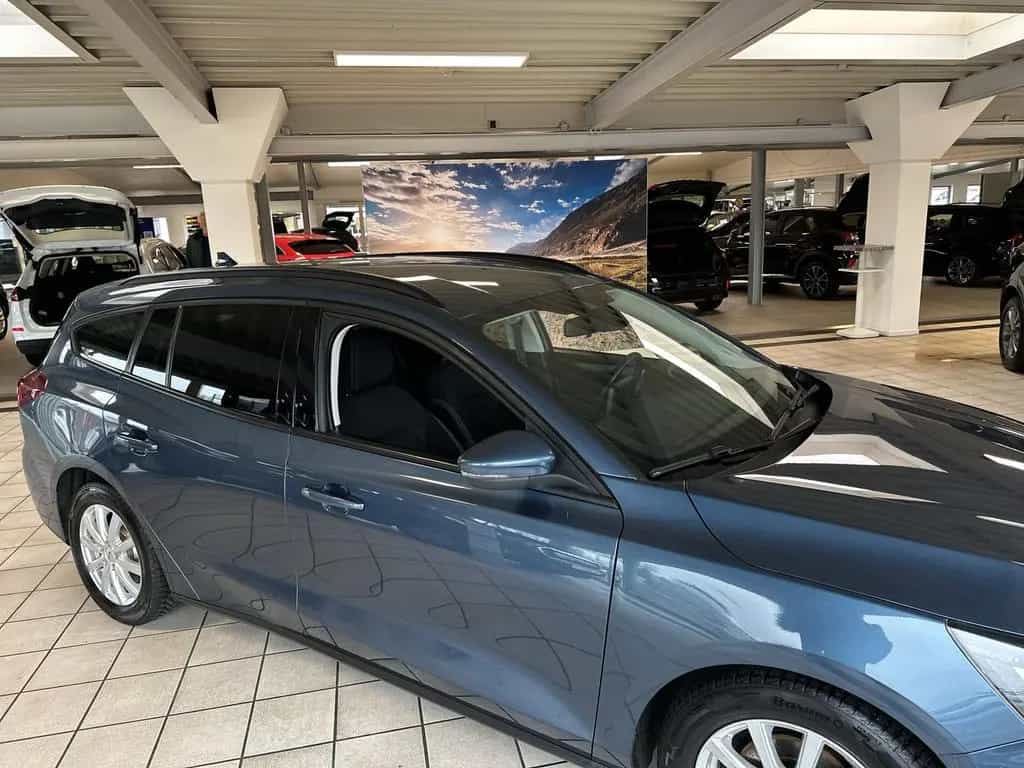 Ford Focus Turnier Cool & Connect 08/2022-photo-2