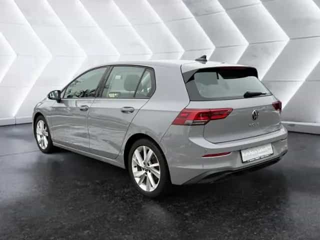 Volkswagen Golf VIII Life 1.5 TSI Navi ACC App 02/2021-photo-0