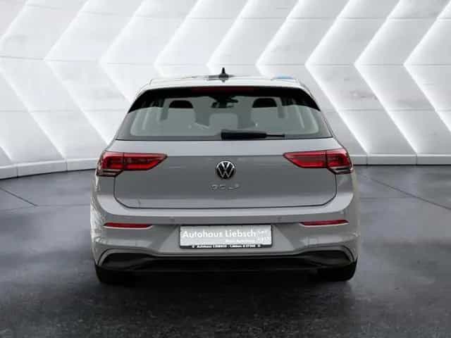 Volkswagen Golf VIII Life 1.5 TSI Navi ACC App 02/2021-photo-1