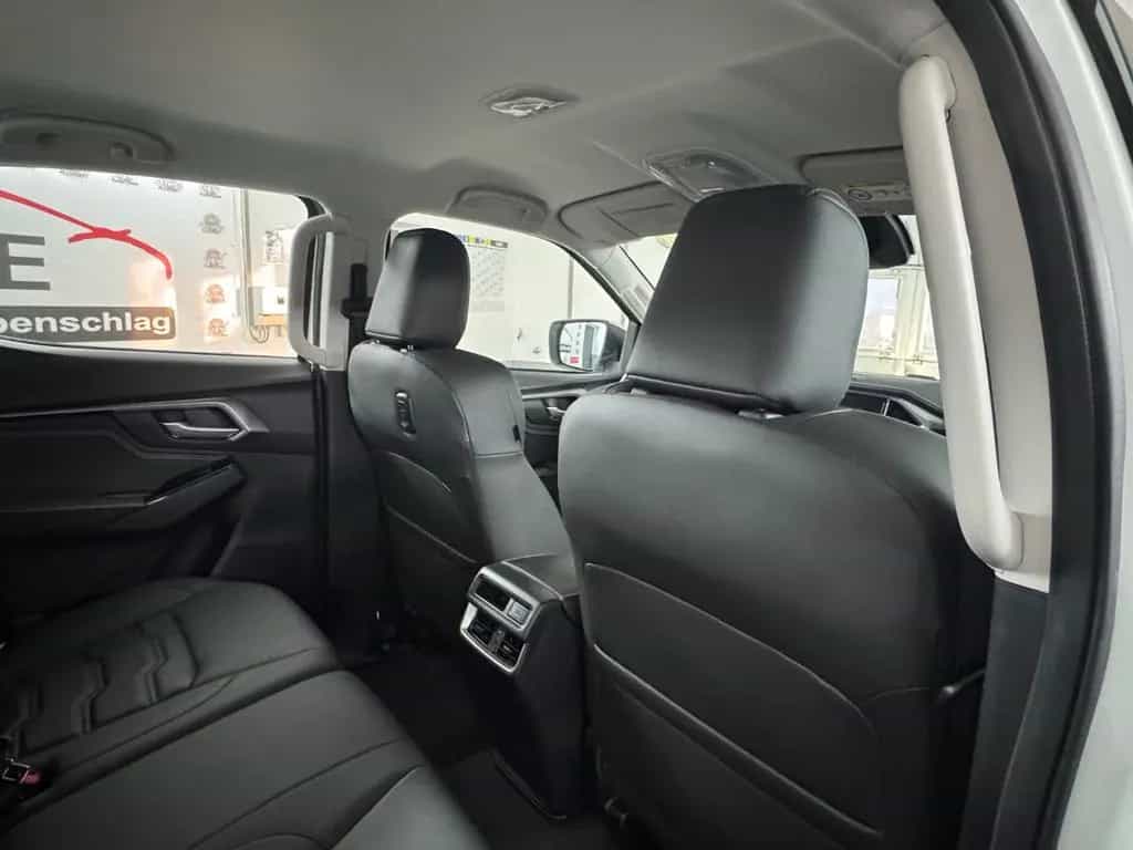 Isuzu D-Max Double Cab 4WD LSE *Schalter|KAMERA|AHK* null-photo-26