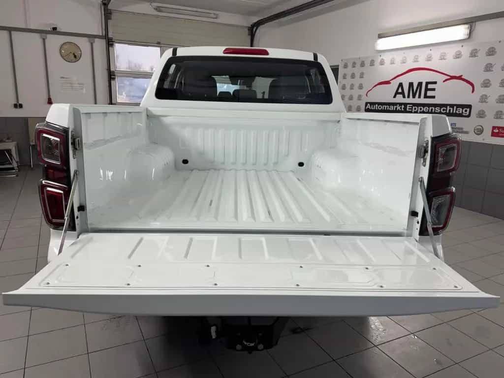 Isuzu D-Max Double Cab 4WD LSE *Schalter|KAMERA|AHK* null-photo-33