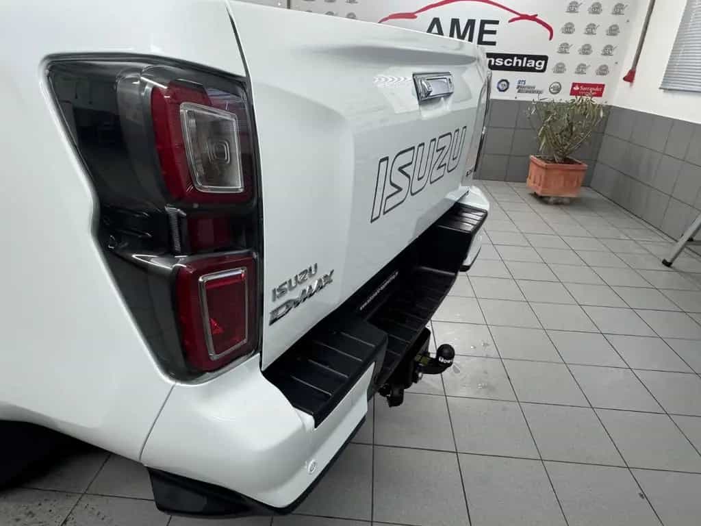 Isuzu D-Max Double Cab 4WD LSE *Schalter|KAMERA|AHK* null-photo-7