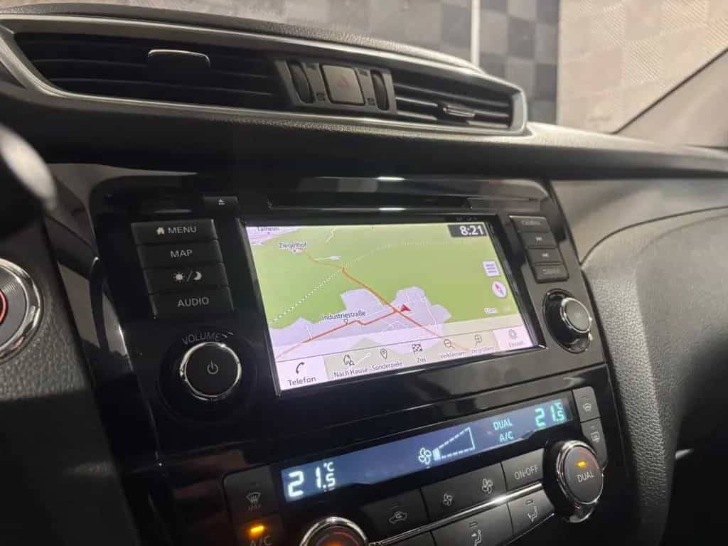 Nissan Qashqai 1.3*N CONNECTA*360°-PANO-TEMPO-BLUETOOTH 06/2019-photo-30