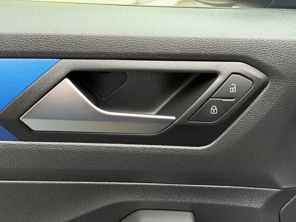 Volkswagen T-Roc Style 03/2019-photo-14