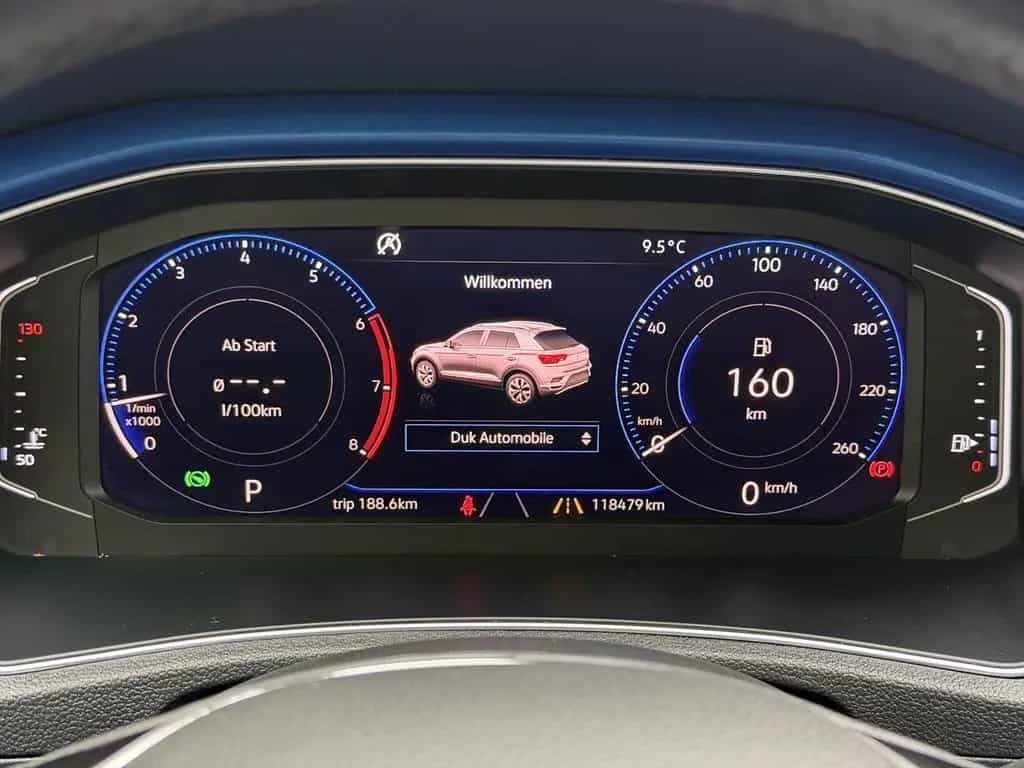 Volkswagen T-Roc Style 03/2019-photo-38