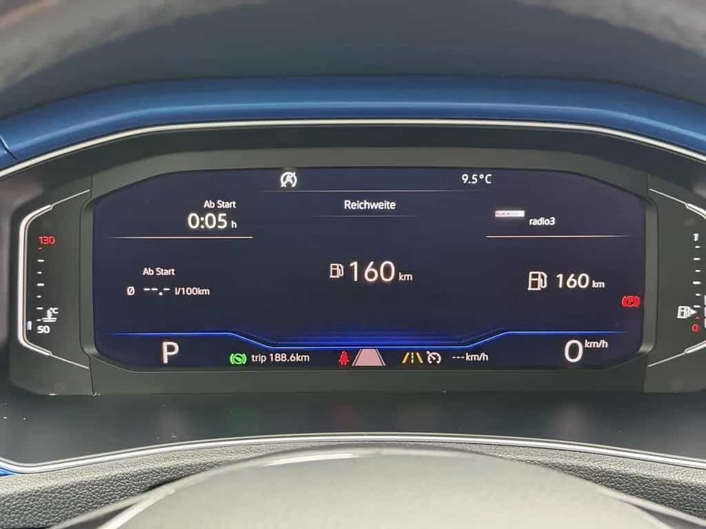 Volkswagen T-Roc Style 03/2019-photo-42