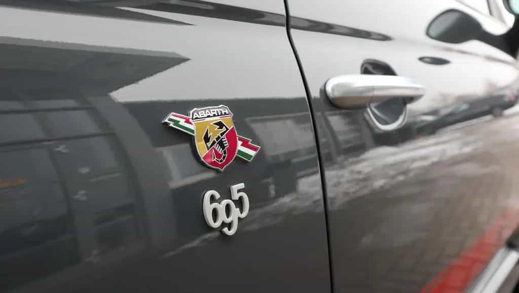 Abarth 500 695 XSR Yamaha Limited Edition 11/2017-photo-22