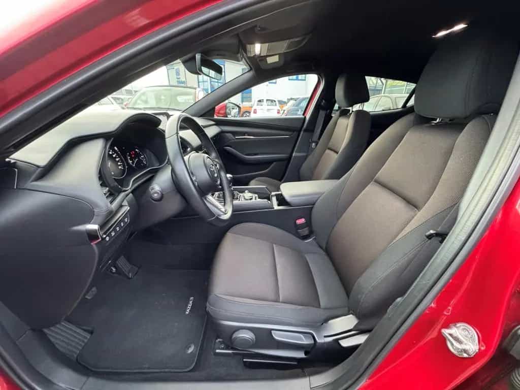 Mazda 3 Selection+AHK+NAVI+360KAMERA+ACC+HEADUP+SHZ+KL 04/2020-photo-10