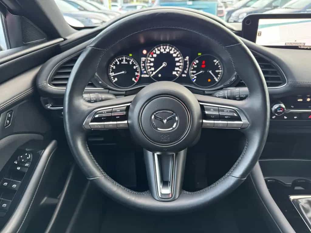 Mazda 3 Selection+AHK+NAVI+360KAMERA+ACC+HEADUP+SHZ+KL 04/2020-photo-15