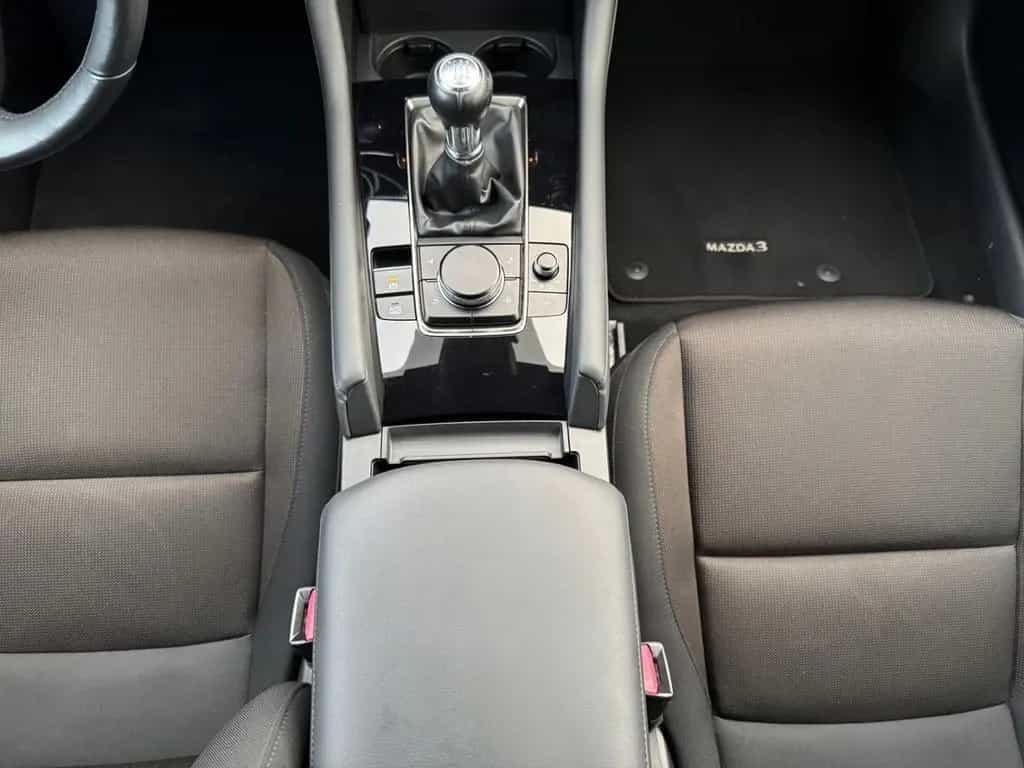 Mazda 3 Selection+AHK+NAVI+360KAMERA+ACC+HEADUP+SHZ+KL 04/2020-photo-28