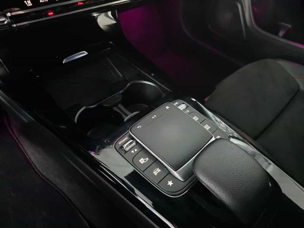 Mercedes-Benz CLA-Class 200 Shooting Brake 7G-DCT "AMG Line" Night 07/2020-photo-24