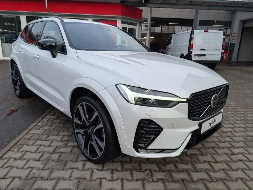 Volvo XC60 B5 AWD Ultimate Dark STHZ AHK 10/2023-photo-2