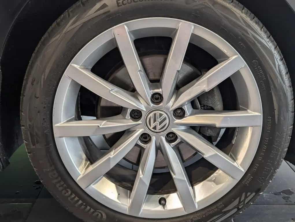 Volkswagen Passat Variant 2.0 TDI SCR DSG Elegance R-Line 08/2020-photo-12