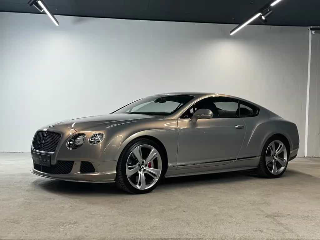 Bentley Continental GT 6.0 W12 Speed 4WD Automatik 03/2016-photo-0