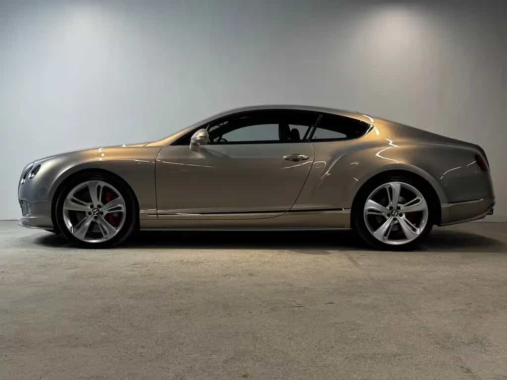 Bentley Continental GT 6.0 W12 Speed 4WD Automatik 03/2016-photo-5