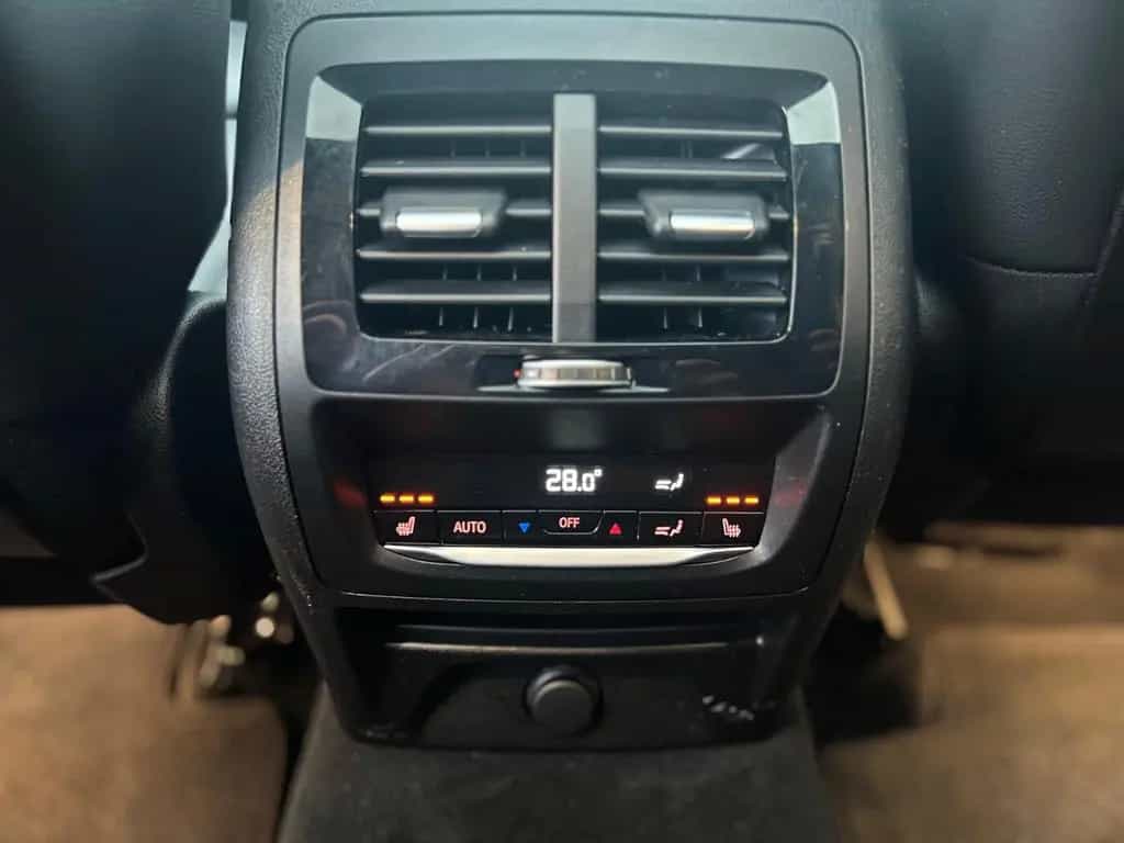 BMW X4 xDrive 20 i M Sport LED Pano HUD ACC RFK AHK 11/2019-photo-31