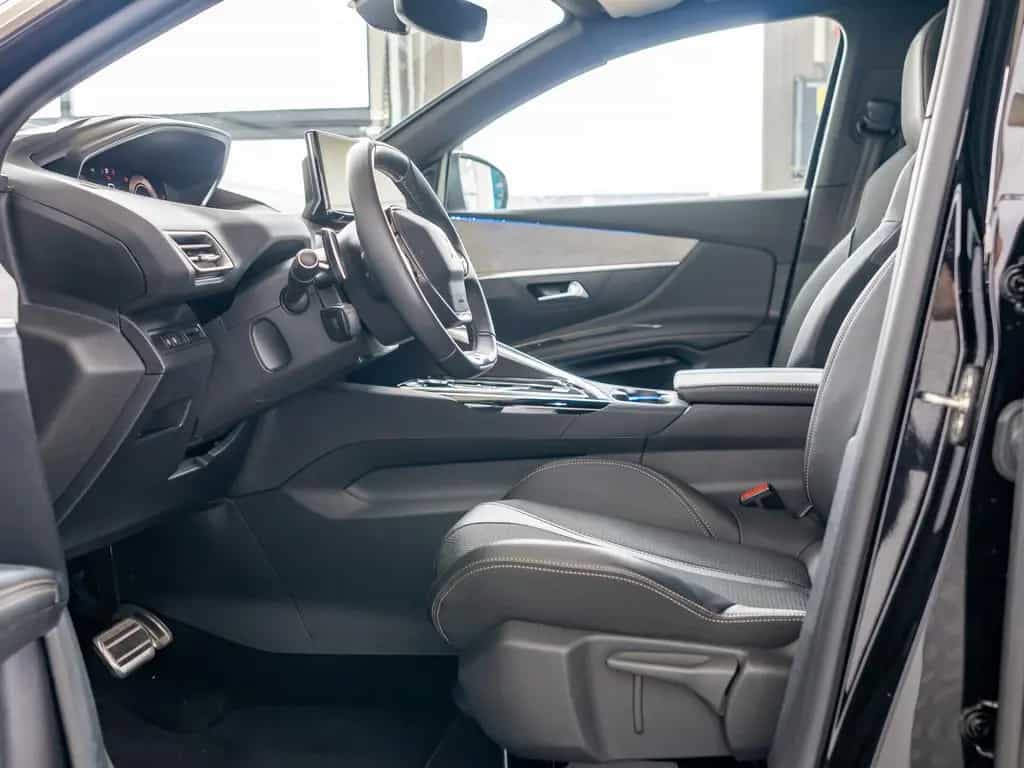 Peugeot 3008 GT Hybrid 136 e-DSC6 AHK ACC LED NAVI SHZ 02/2024-photo-19