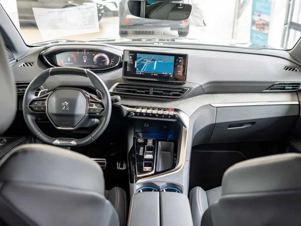 Peugeot 3008 GT Hybrid 136 e-DSC6 AHK ACC LED NAVI SHZ 02/2024-photo-7