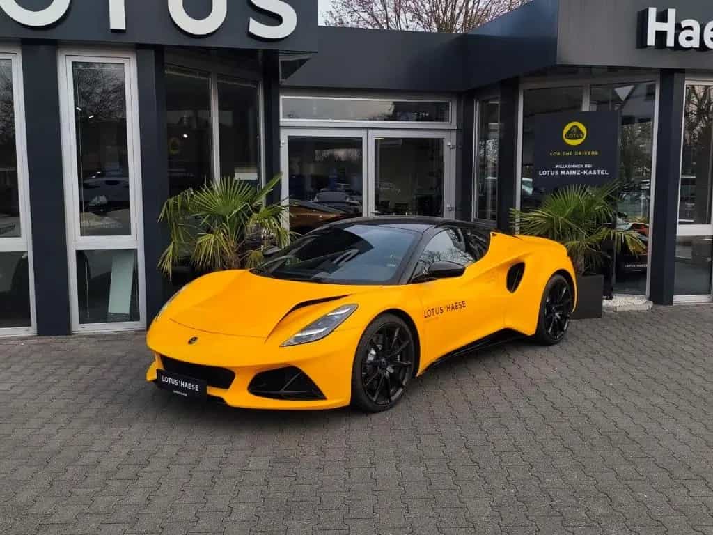 Lotus Emira V6 Automatik Hethel Yellow - by LOTUS HAES 02/2026-photo-1