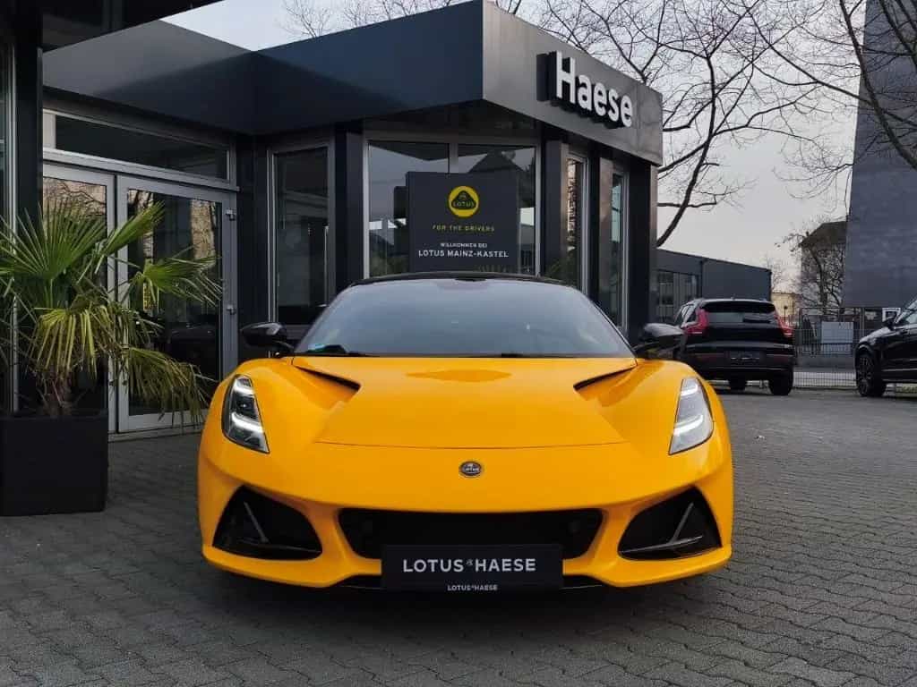 Lotus Emira V6 Automatik Hethel Yellow - by LOTUS HAES 02/2026-photo-3
