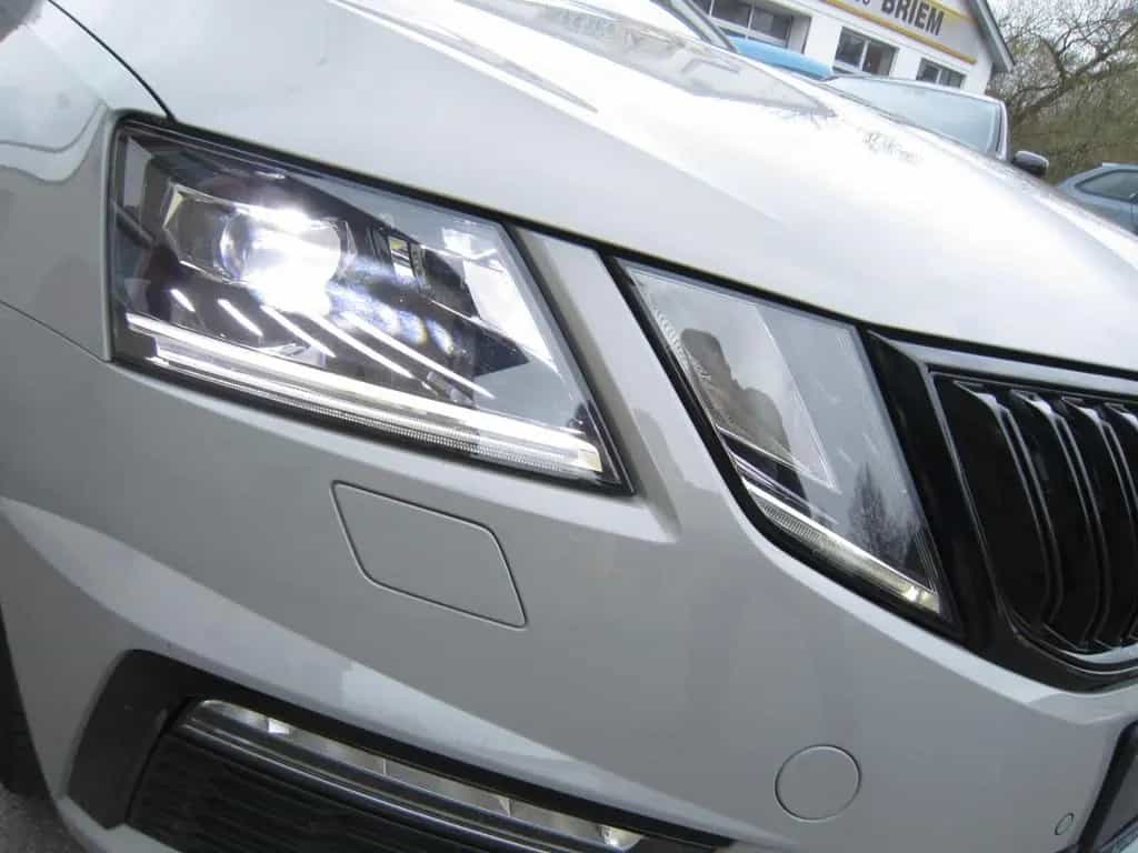 Skoda Octavia Combi RS 245 09/2017-photo-26