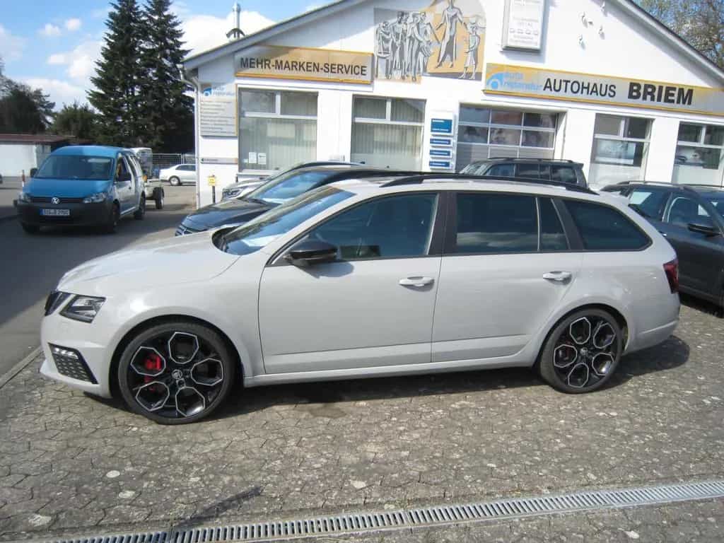 Skoda Octavia Combi RS 245 09/2017-photo-3