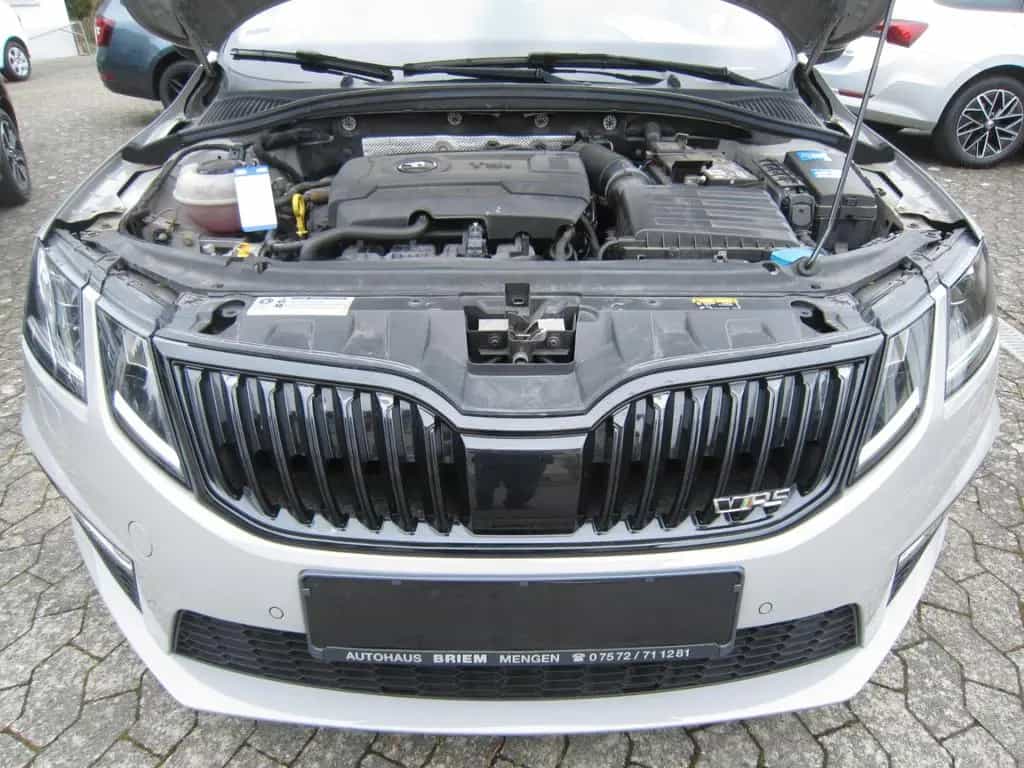 Skoda Octavia Combi RS 245 09/2017-photo-33