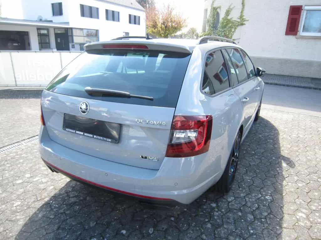 Skoda Octavia Combi RS 245 09/2017-photo-7