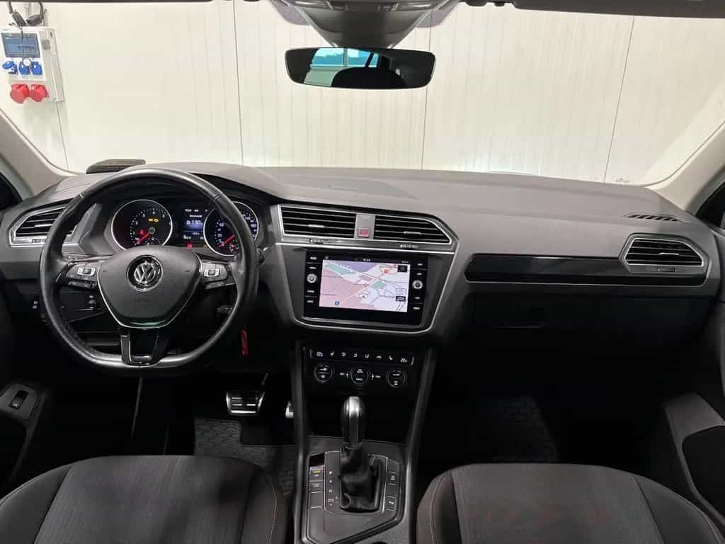 Volkswagen Tiguan Sound 1.4 TSI DSG R-LINE LED NAVI 06/2018-photo-11