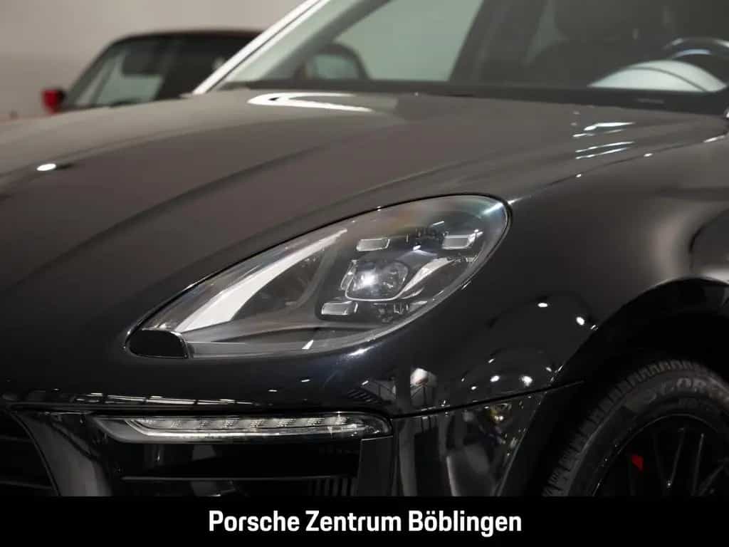 Porsche Macan GTS Standheizung Surround-View Luftfederun 01/2018-photo-9