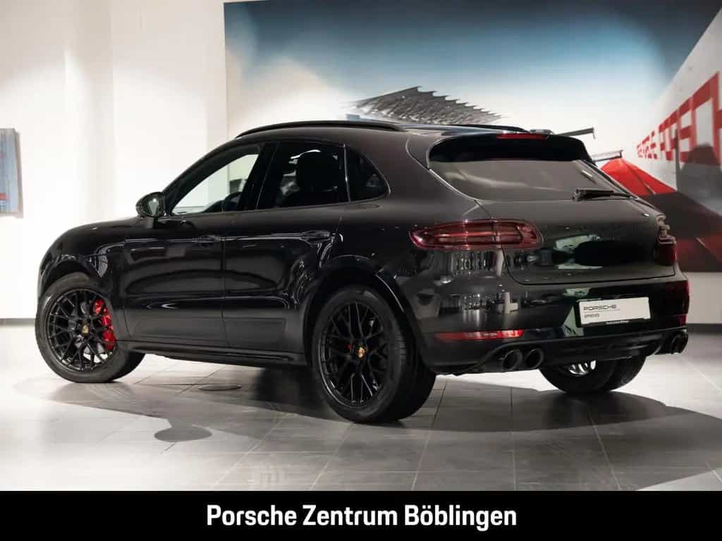 Porsche Macan GTS Standheizung Surround-View Luftfederun 01/2018-photo-1