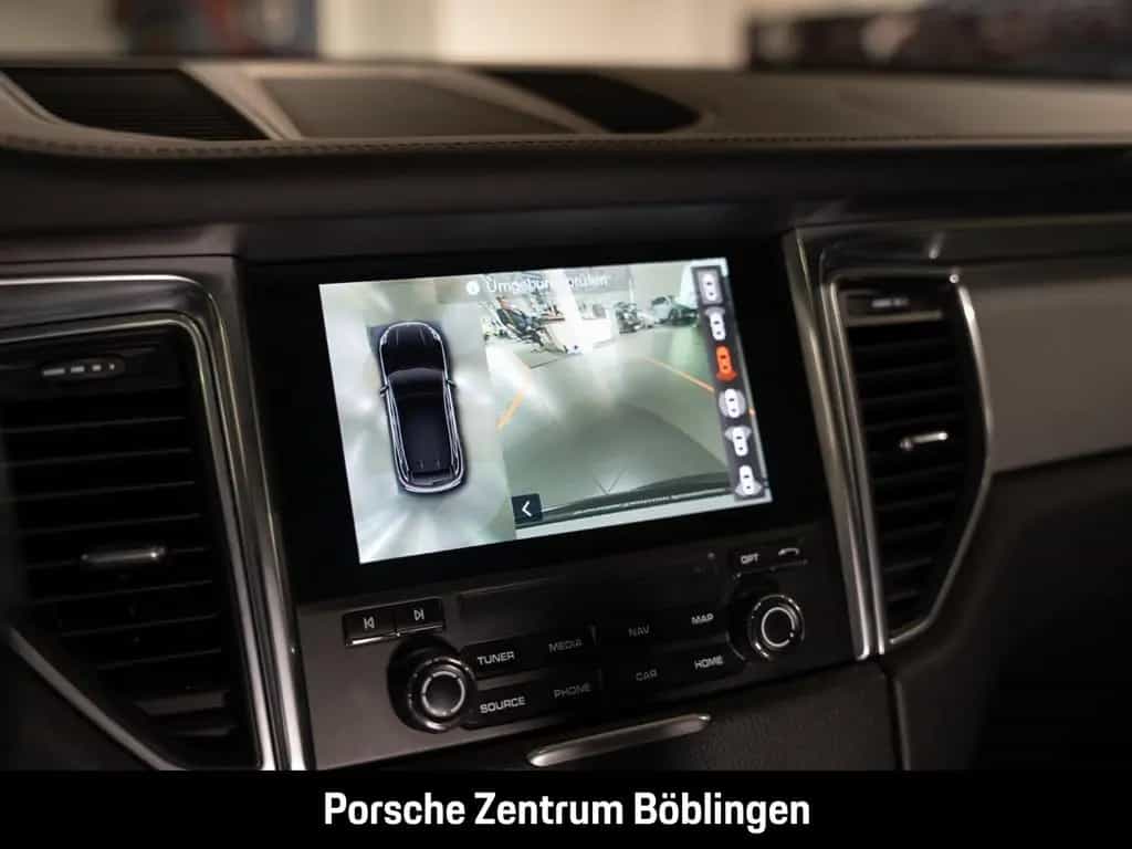 Porsche Macan GTS Standheizung Surround-View Luftfederun 01/2018-photo-28
