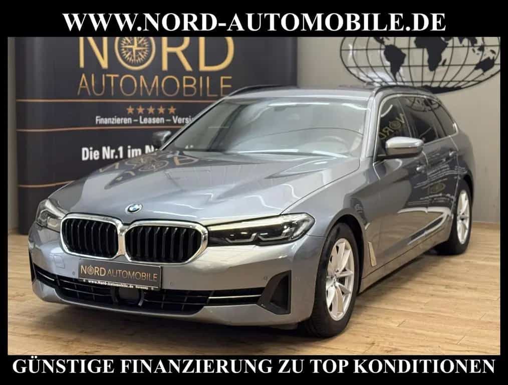 BMW 5 Series 520 d Touring *LED*AHK*ACC*ParkAss*Leder*Memory* 04/2021-photo-4