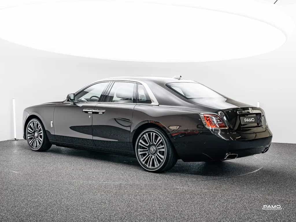 Rolls-Royce Ghost | 06/2022-photo-1