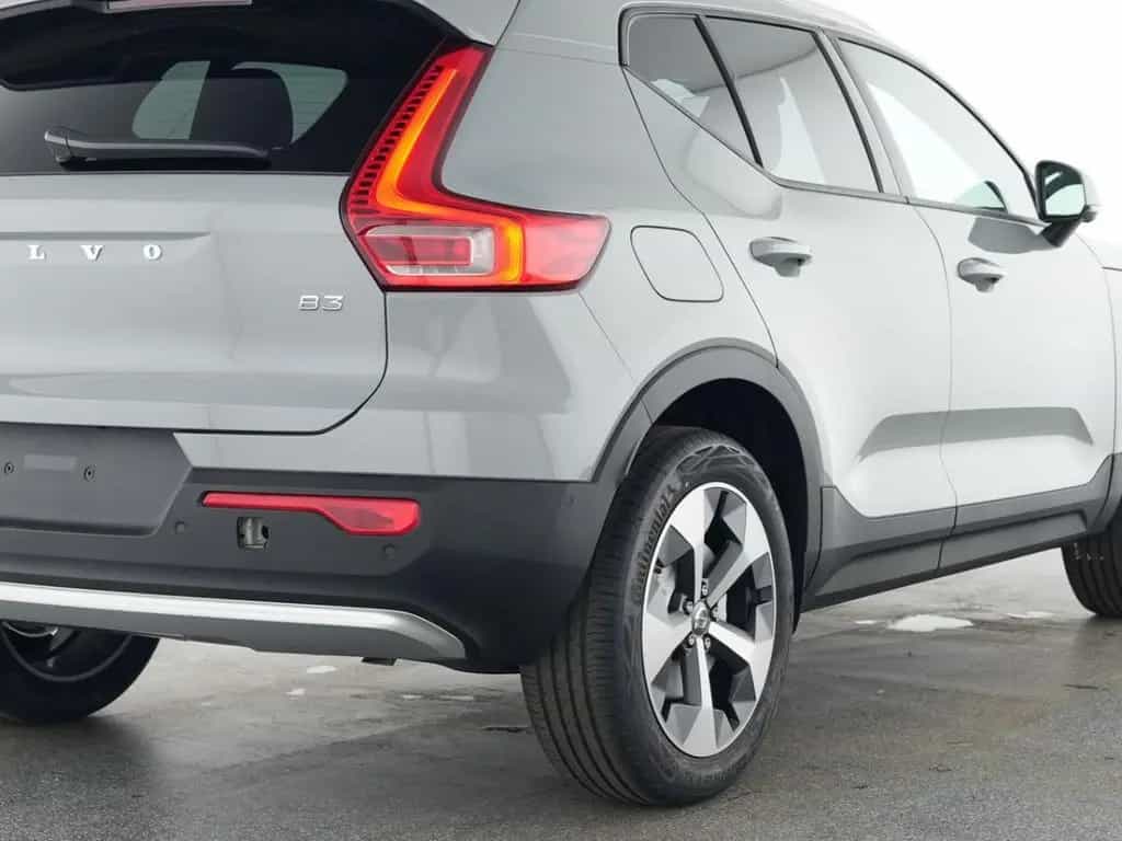Volvo XC40 B3 Benzin Core Automatik 06/2025-photo-10