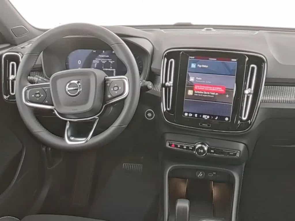 Volvo XC40 B3 Benzin Core Automatik 06/2025-photo-7