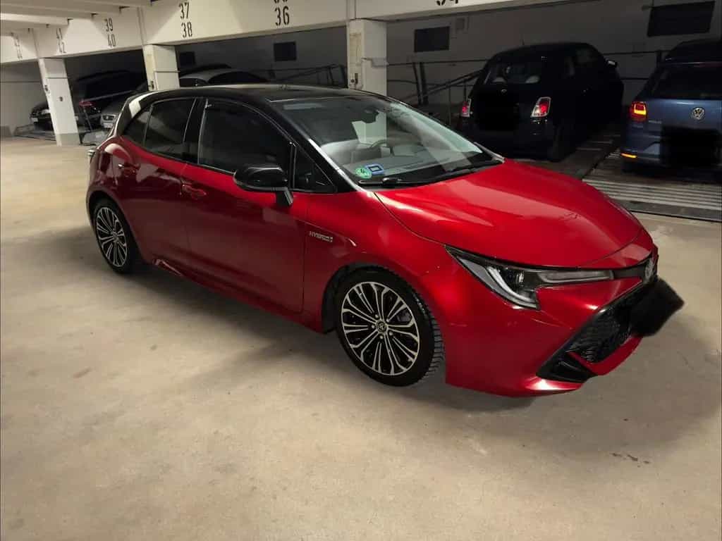 Toyota Corolla 1,8 Hybrid Comfort | 2.Hand | TÜV NEU 06/2019-photo-2