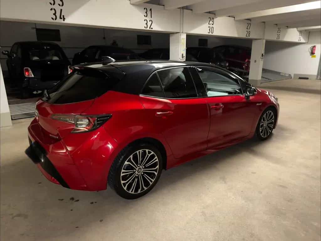 Toyota Corolla 1,8 Hybrid Comfort | 2.Hand | TÜV NEU 06/2019-photo-3