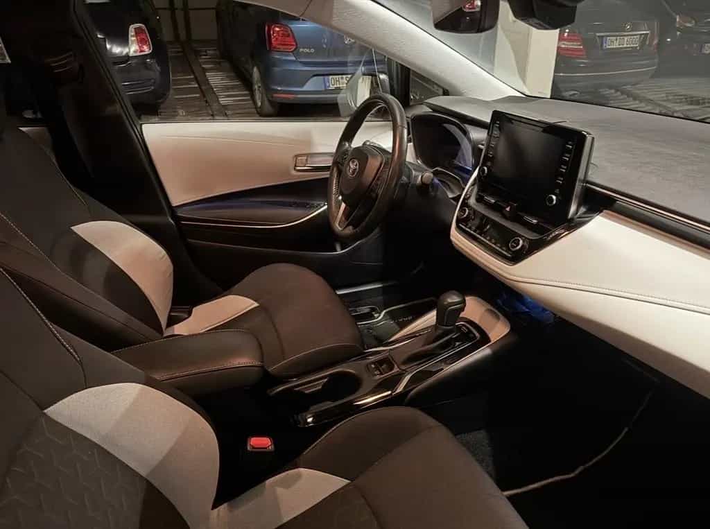 Toyota Corolla 1,8 Hybrid Comfort | 2.Hand | TÜV NEU 06/2019-photo-7