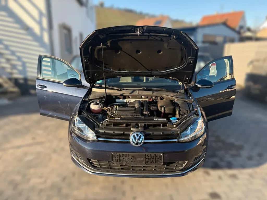 Volkswagen Golf VII Highline BMT *Scheckheft*1.Hand²* 09/2014-photo-2
