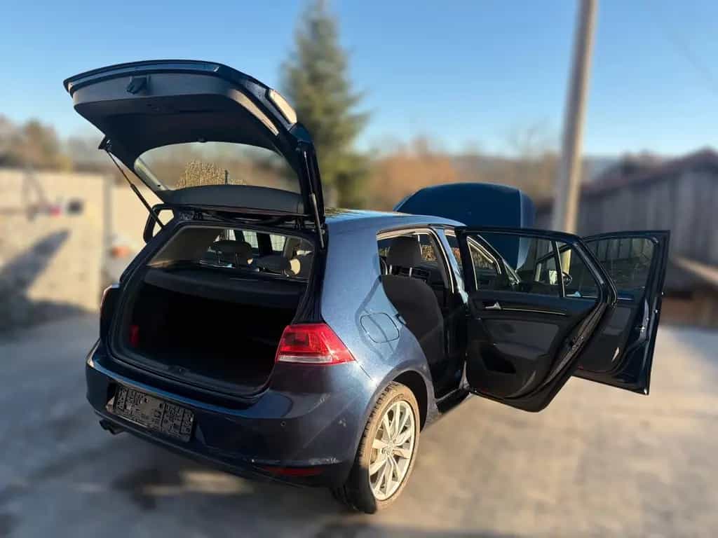 Volkswagen Golf VII Highline BMT *Scheckheft*1.Hand²* 09/2014-photo-4