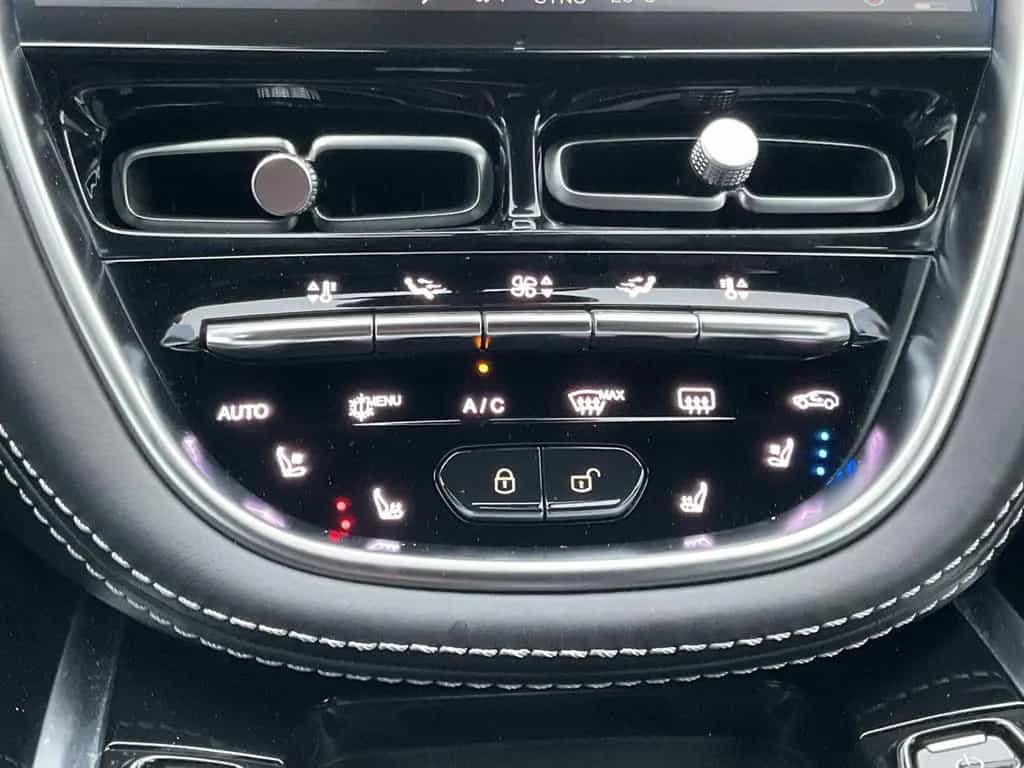 Aston Martin DBX 4.0 V8 360° Memory Stoelverw/koeling Sfeerve 09/2020-photo-8