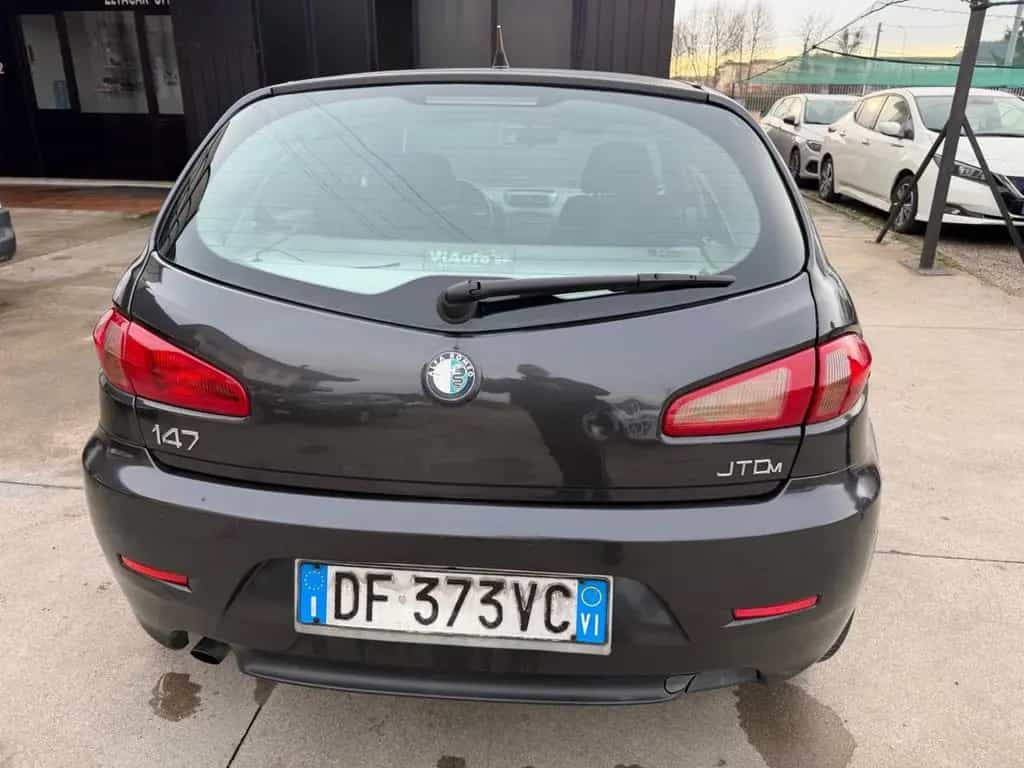 Alfa Romeo 147 1.9 JTD M-JET 16V 5 porte Dist. 11/2007-photo-4
