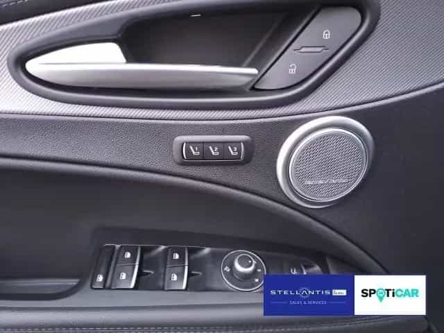 Alfa Romeo Stelvio 2.0 Turbo 16V Veloce Q 4 05/2024-photo-11