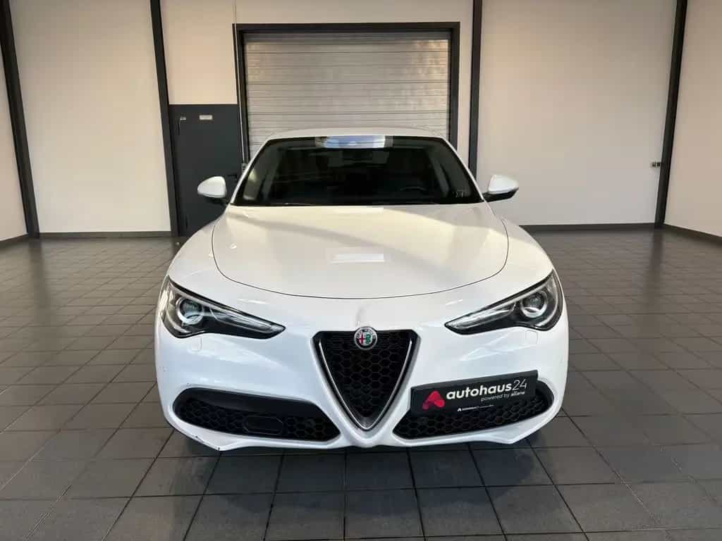 Alfa Romeo Stelvio 2.2 JTDM Super Q4 ACC|Kamera|Sitzhzg 01/2022-photo-1
